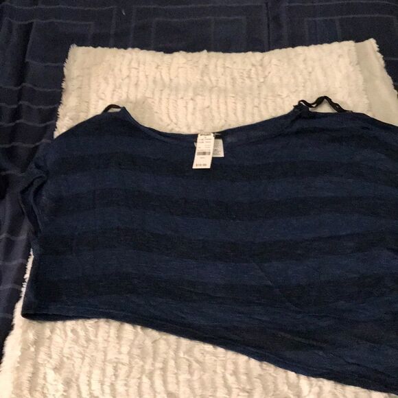 Top   - Picture 2 of 3